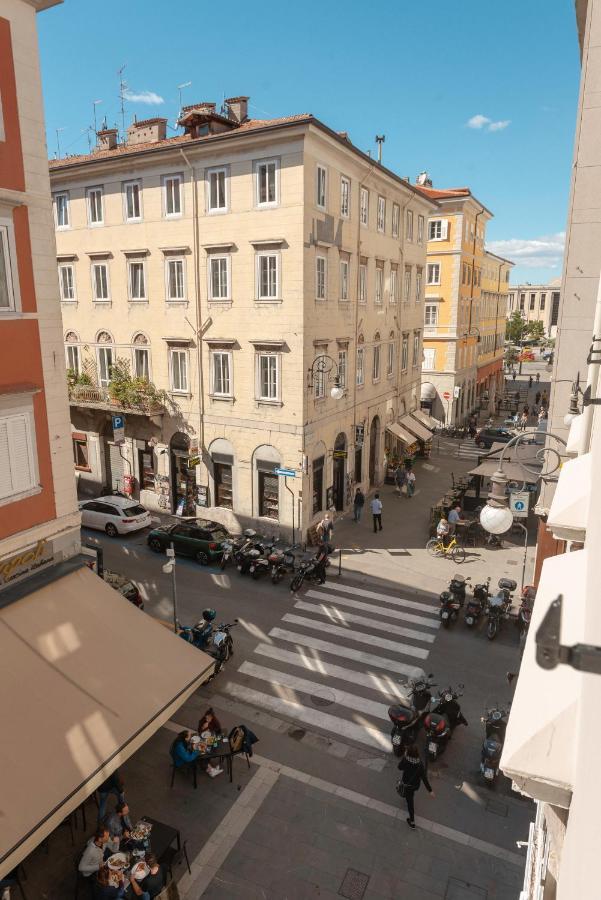 Victoria Boutique Suites Trieste Exterior foto