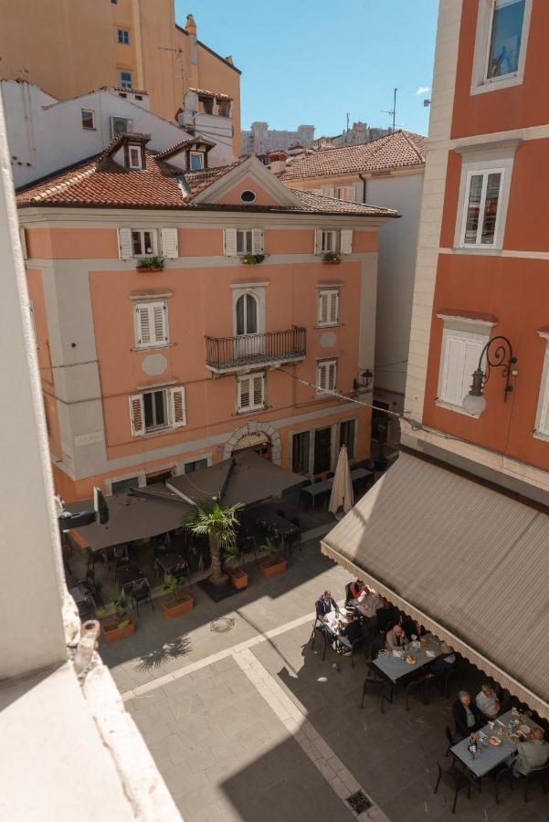Victoria Boutique Suites Trieste Exterior foto